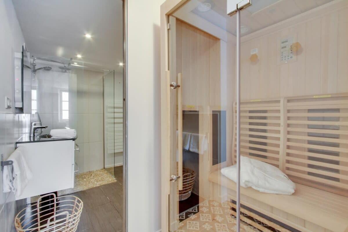 Palm House Sauna City Center Ideal Insead Fontainebleau Ngoại thất bức ảnh